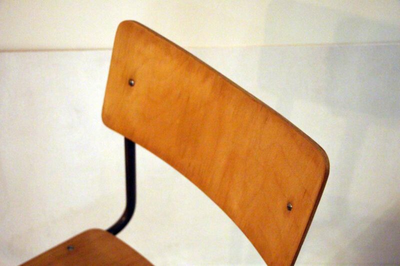 CHAISE ECOLIER