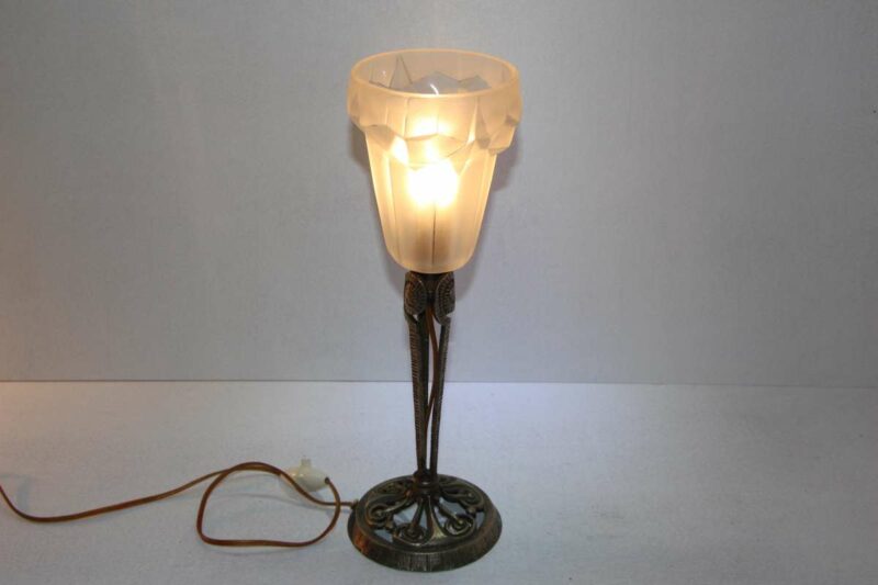 LAMPE ART DECO DEGUE